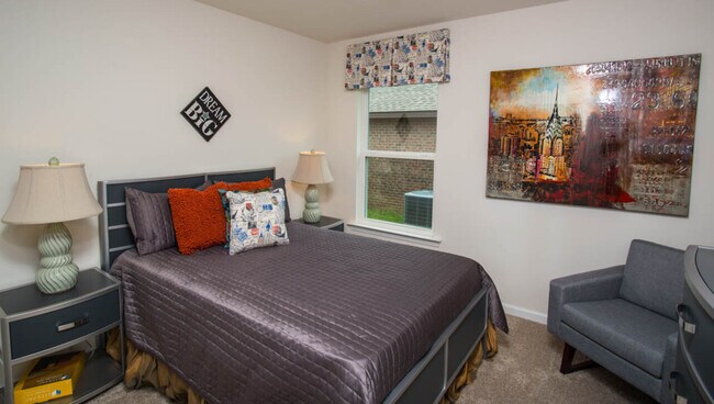 Building Photo - 7588 Steeplechase Blvd