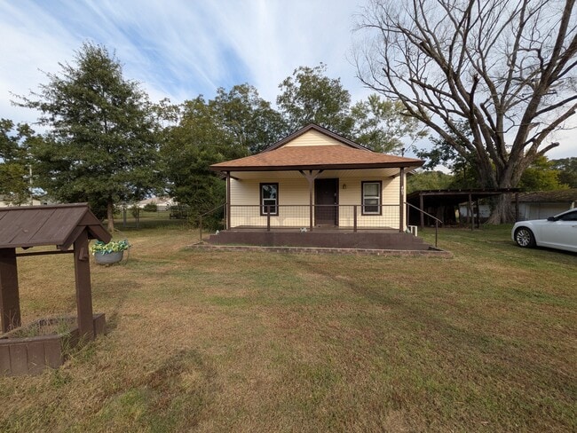 Primary Photo - 405 S Skaggs Rd