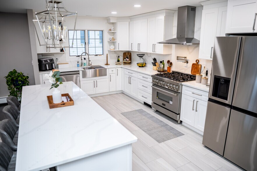 Building Photo - 11 Cozy Glen Ct