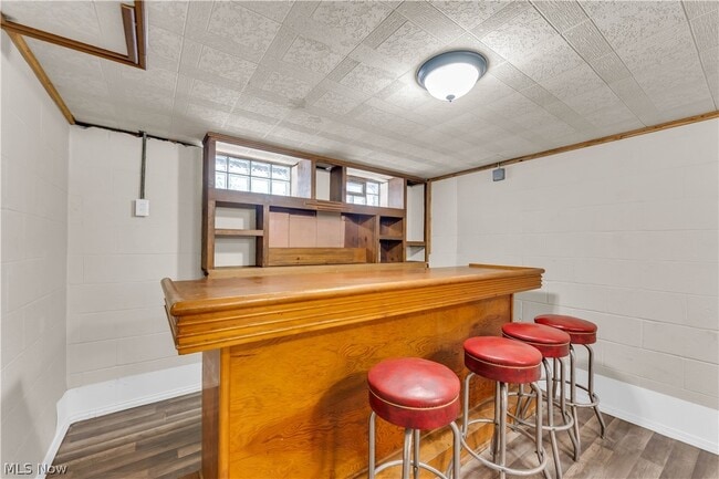 Building Photo - 21980 Ivan Ave