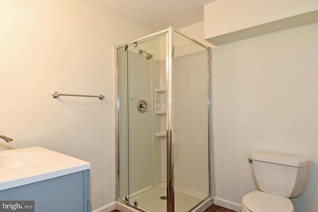 Building Photo - 3714 Carriage House Ct