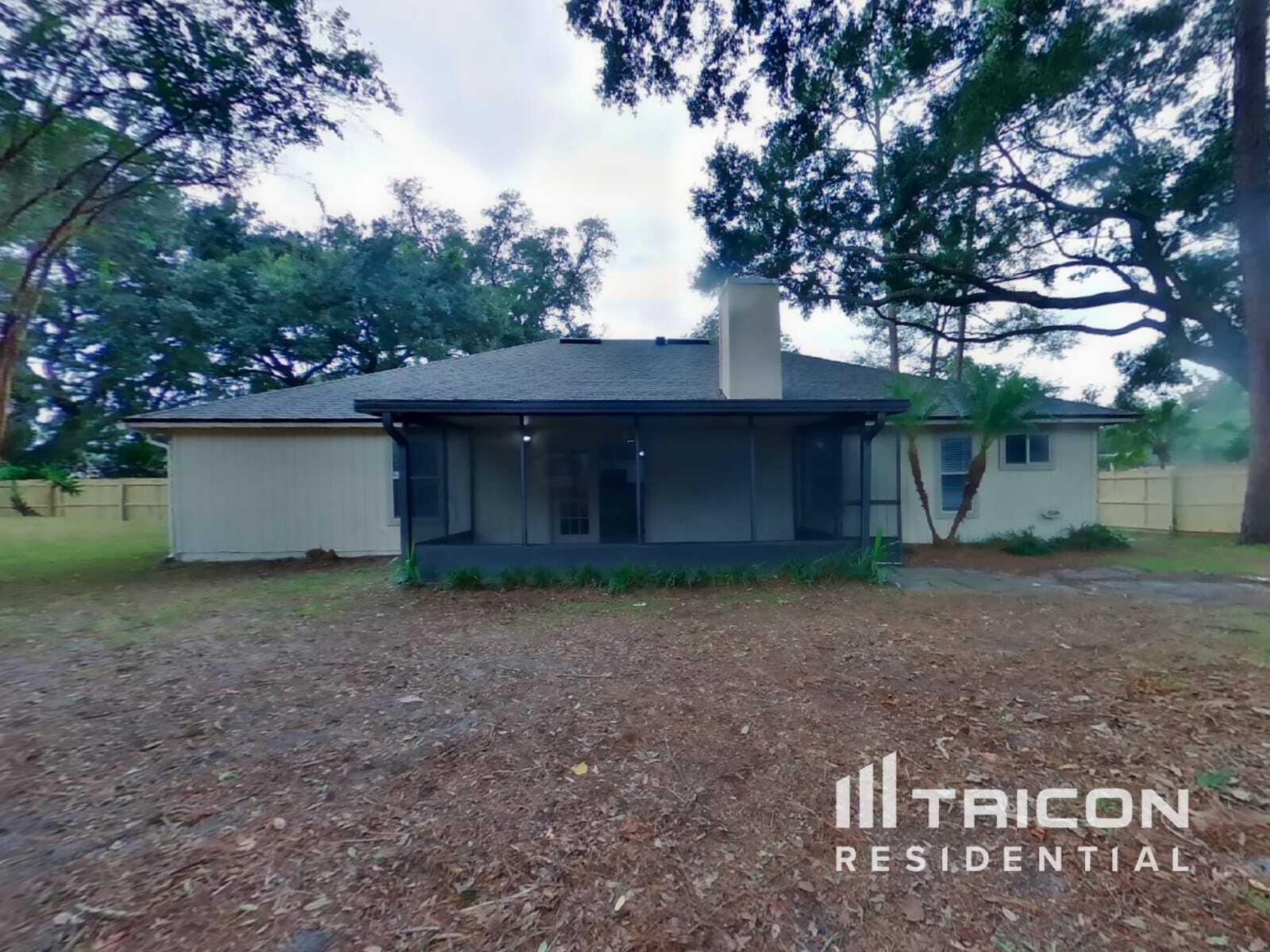 Building Photo - 691 Fruit Cove Forest Rd E