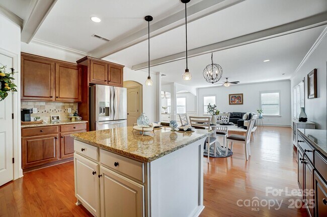 Building Photo - 5006 Sand Trap Court