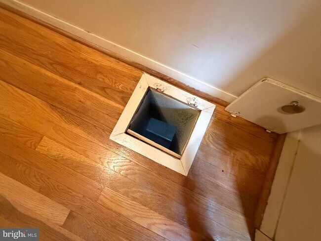 Building Photo - 12003 Skipjack Ct