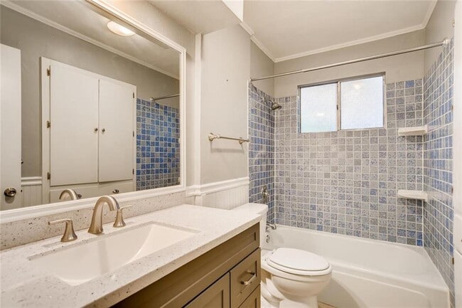 Building Photo - 1703 Cannonwood Ln
