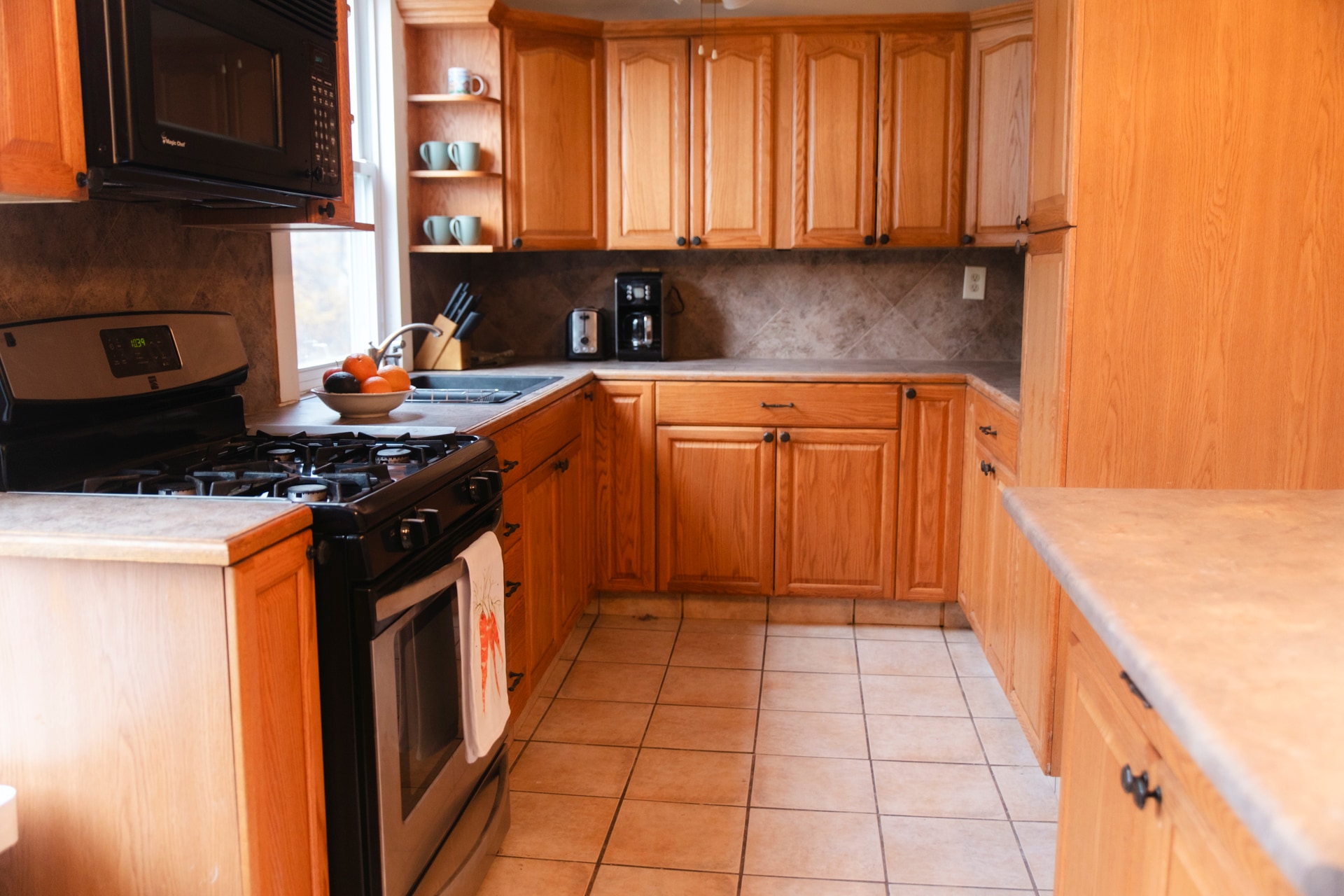 Building Photo - 119 Sherwood St