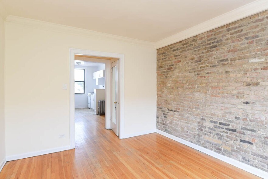 Building Photo - 2334.5 N Spaulding Ave