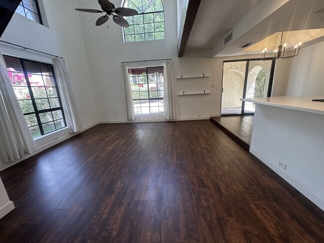 Building Photo - Point South Mountain; Located in the highly desirable Point South Mountain Community, resort styl...