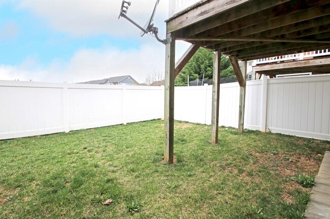 Building Photo - 2213 Lapis Ln