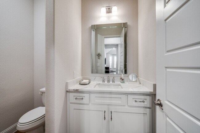 Building Photo - 4080 Freeman Way