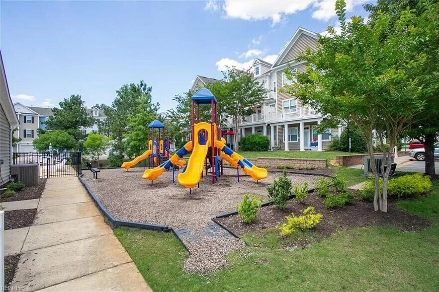Playground - 1903 Prosperity Ct