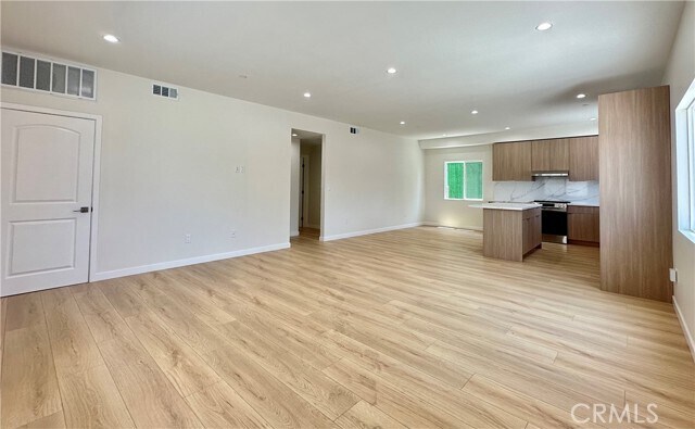 Building Photo - 7726 Laurel Canyon Blvd