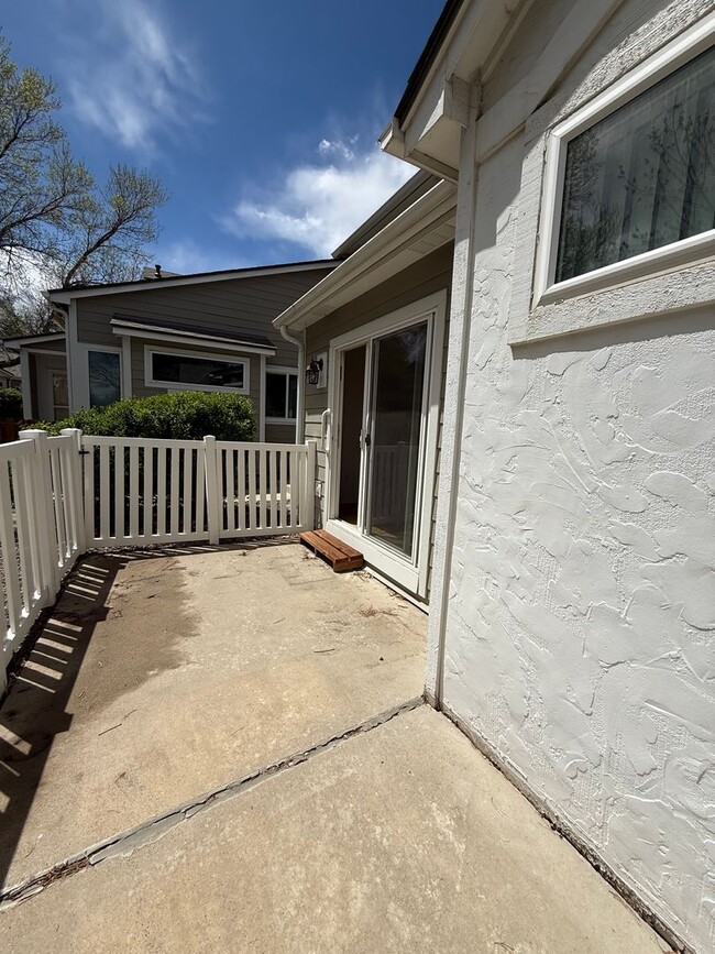 Building Photo - Charming 2 Bed, 2 Bath Home for Rent in We...