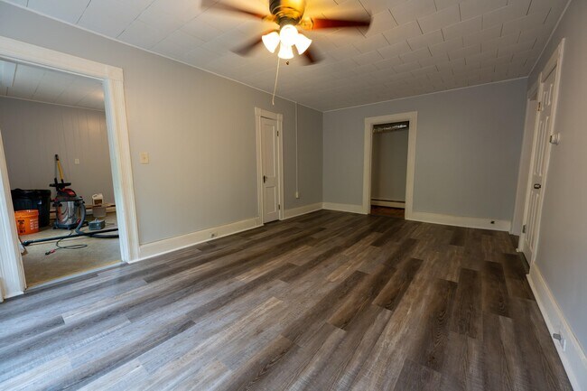 Building Photo - 125 Tarrytown Rd