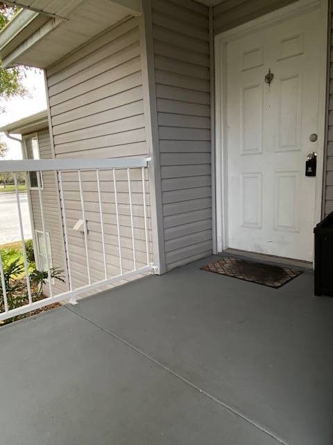 Building Photo - 2553 Grassy Point Dr