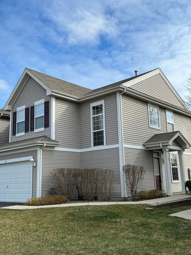 Building Photo - 1428 Reserve Ln
