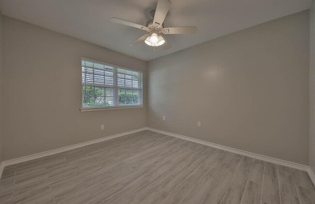 Building Photo - 12633 Memorial Dr