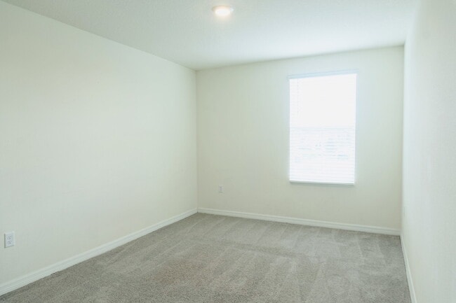 Building Photo - 11730 White Willow Ln