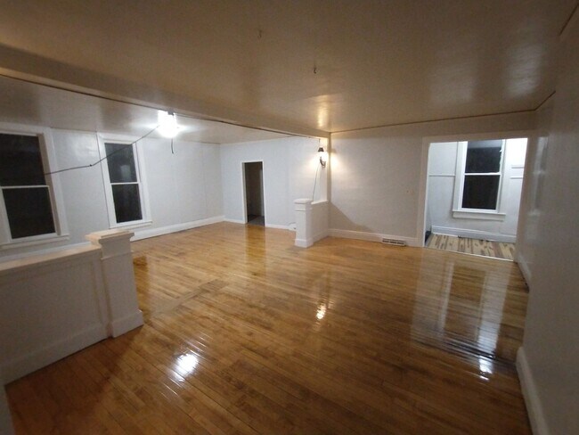 Building Photo - 13302 W 3rd St