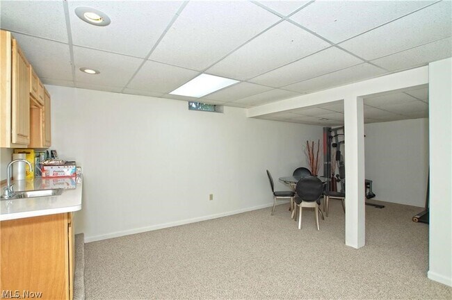 Building Photo - 3055 Appleby Ln