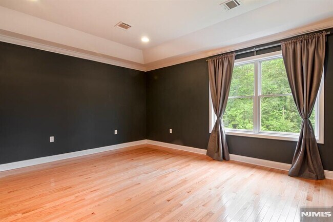 Building Photo - 1503 Whitney Ln