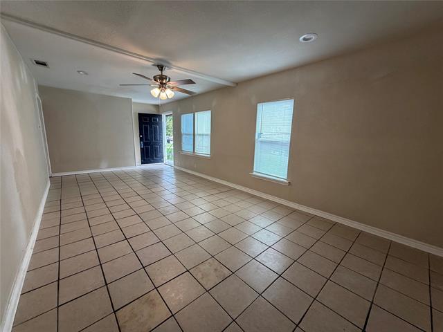 Building Photo - 532 NW King St