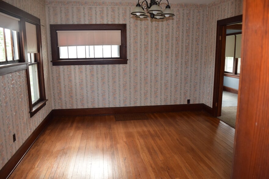 27419 Dinning room - 27419 Elmtree Rd
