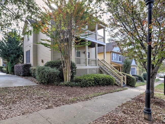 Building Photo - 975 Odessa Dr