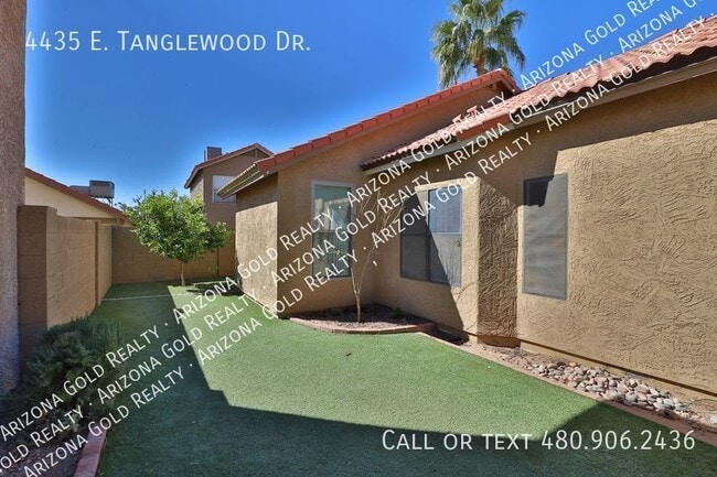 Building Photo - 4435 E Tanglewood Dr
