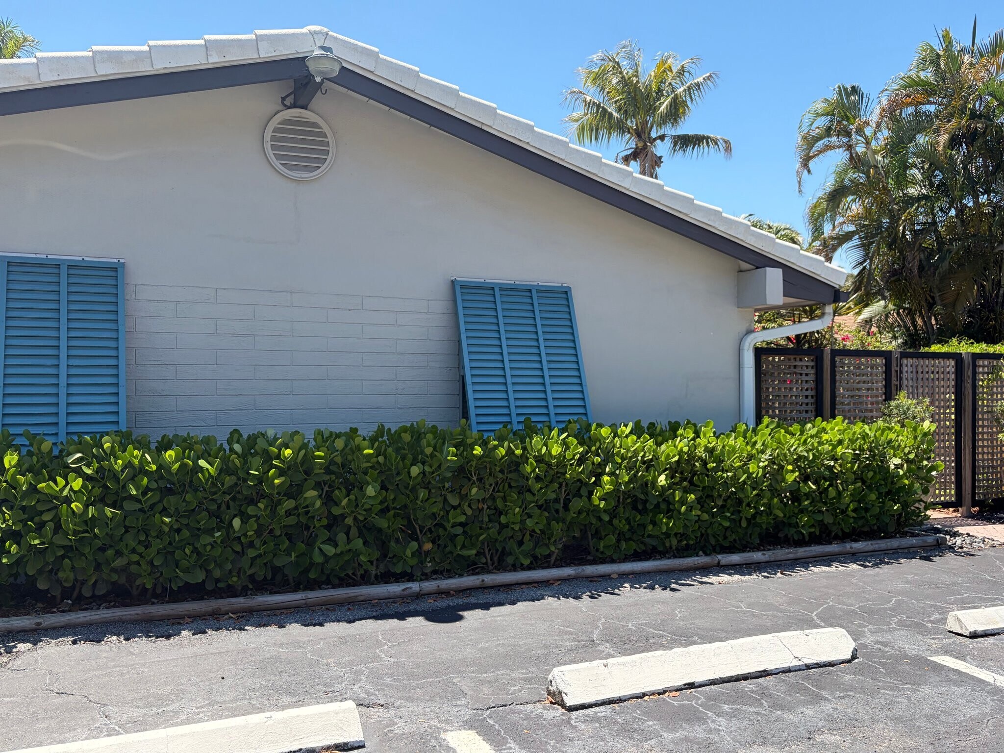Building Photo - 1117 SW 15th Ave