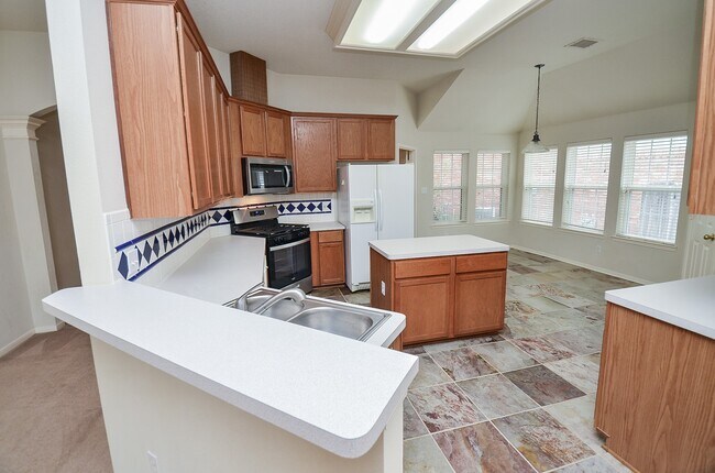 Building Photo - 5819 Mitre Peak Ln