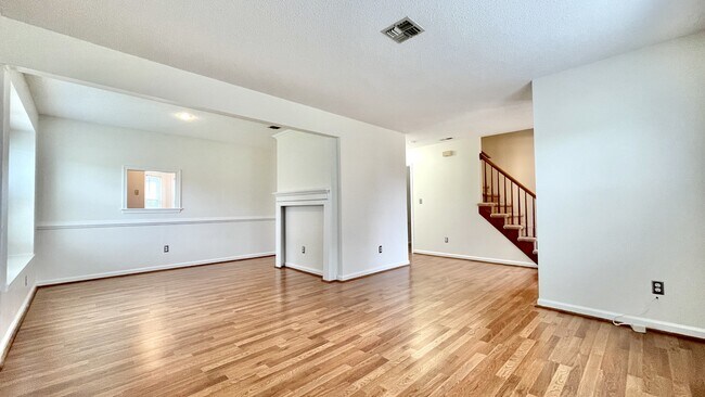 Building Photo - 1311 Copper Stone Cir