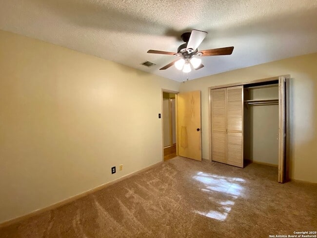 Building Photo - 8911 Shady Leaf