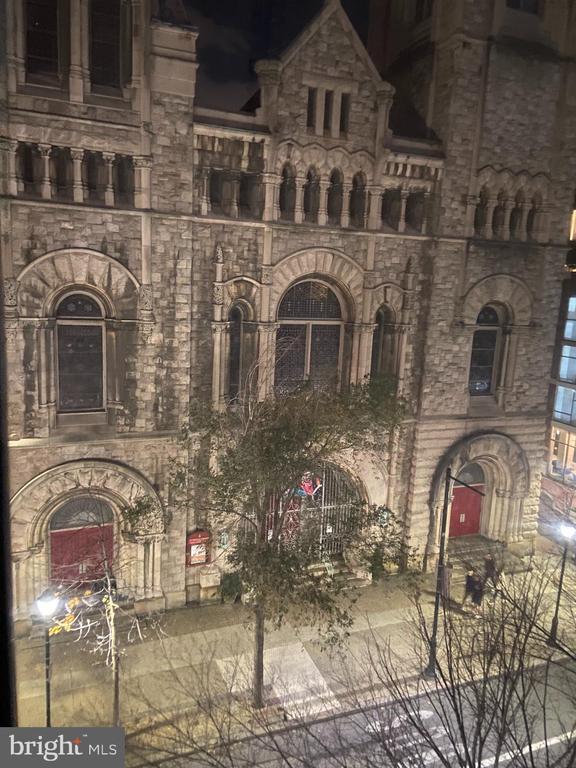 Building Photo - 2101 Chestnut St