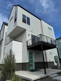 Building Photo - 6764 Raritan Dr