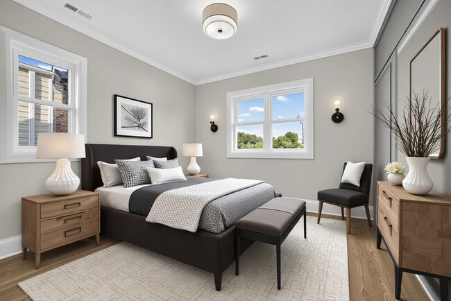 Building Photo - 3019 N Kenneth Ave