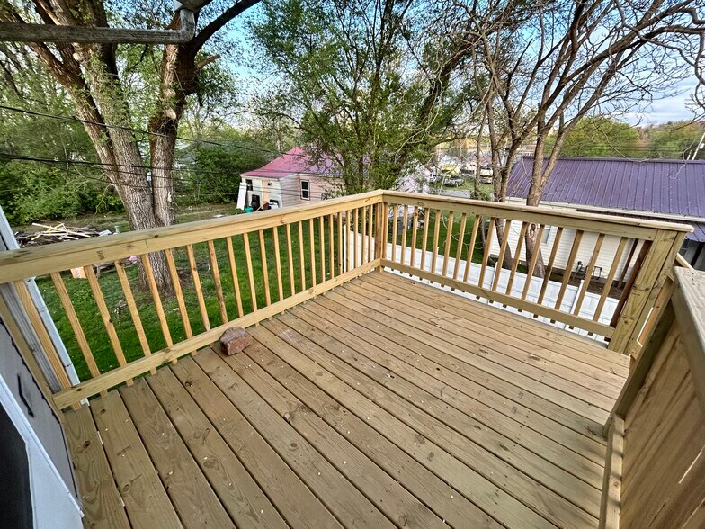 Building Photo - 2420 Webster Ct