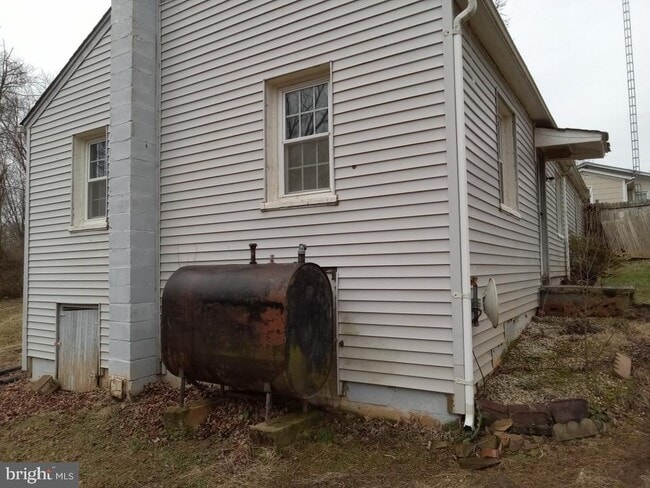 Building Photo - 37291 Grass Roots Ln