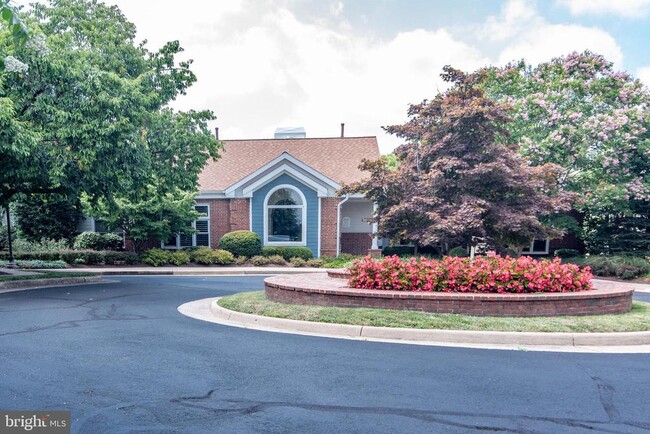 Building Photo - 20951 Timber Ridge Terrace