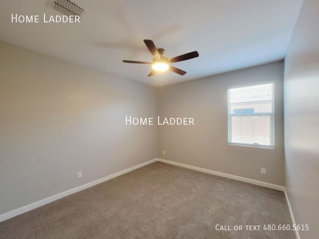Building Photo - 13610 W Briles Rd