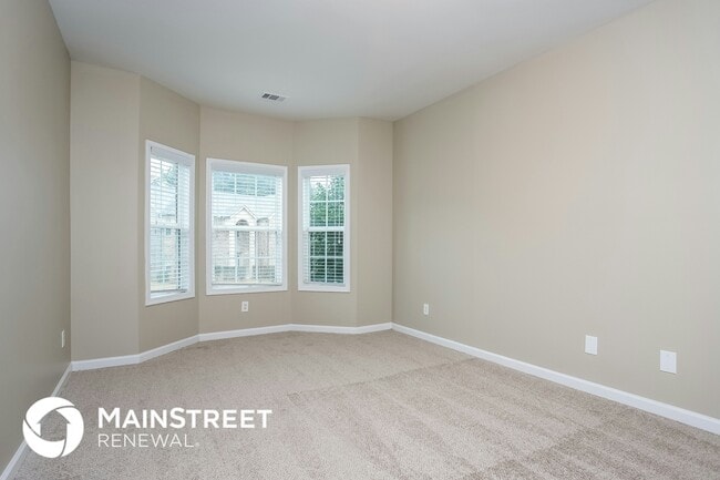 Building Photo - 2729 Palmview Ct SW