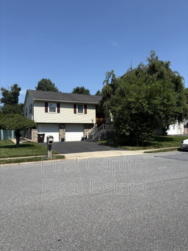 Building Photo - 2860 Southwick Dr