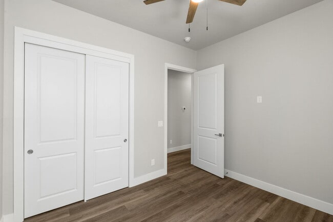 Building Photo - 15690 E Orch Vw Rd