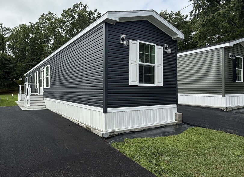 Building Photo - 5 Winesap Ln