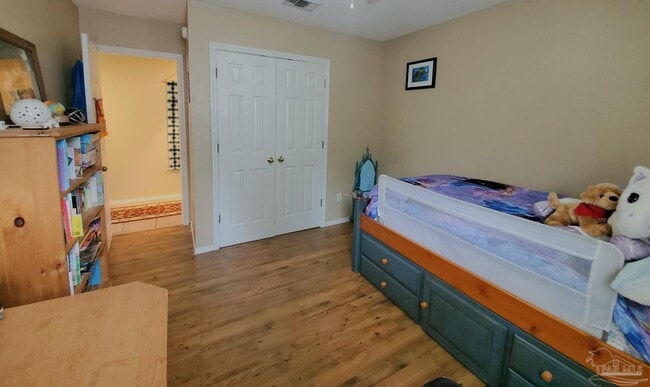 Building Photo - 2483 Redoubt Ave