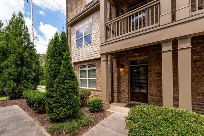 Building Photo - 317 Garland Woods Ct