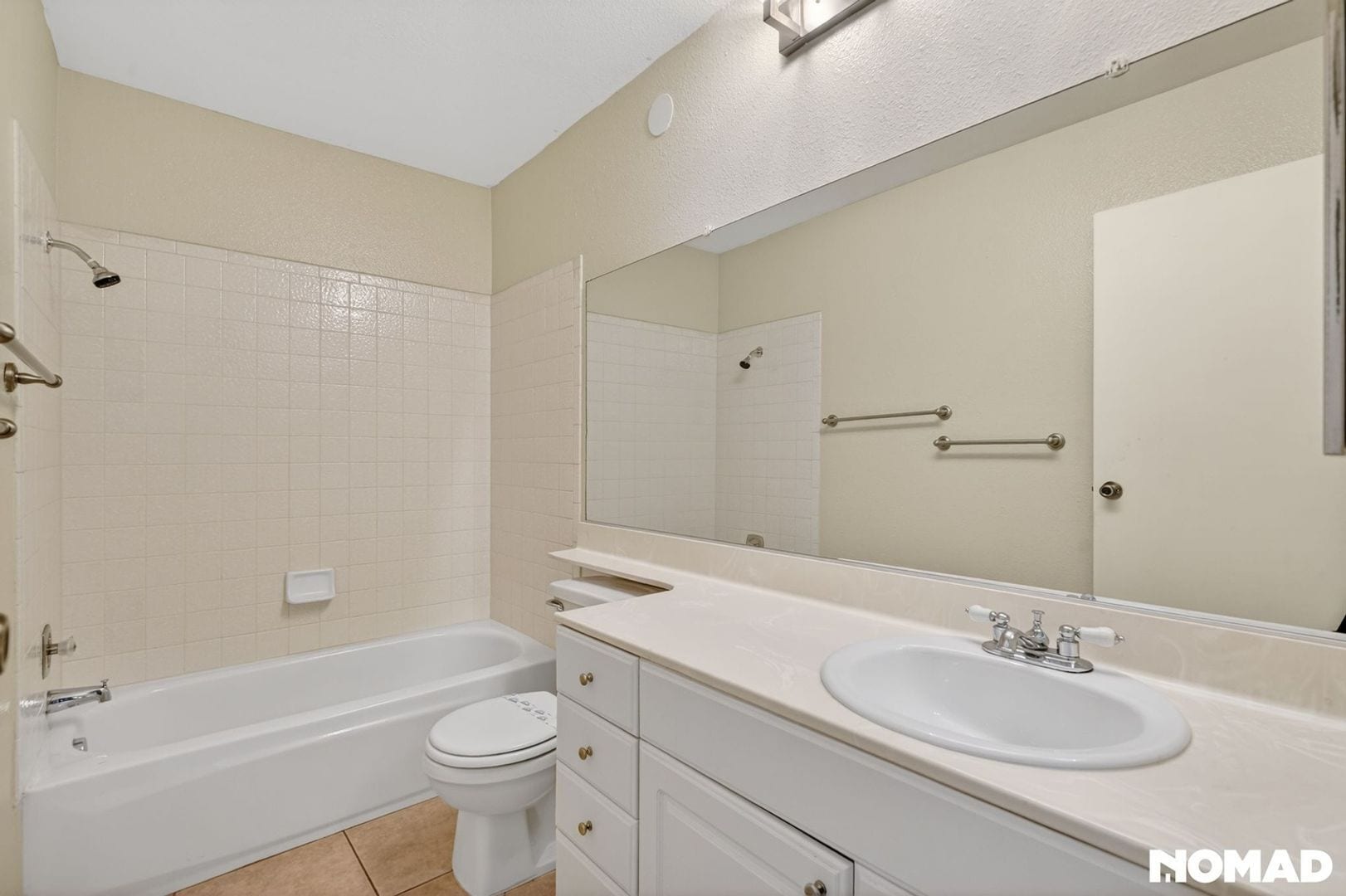 Building Photo - 4628 Michillinda Ln