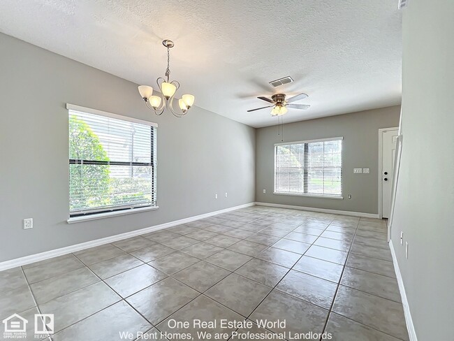 Building Photo - 5361 Windsor Lake Cir