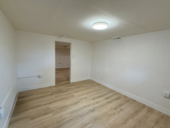 Building Photo - 1415 S Jackson St