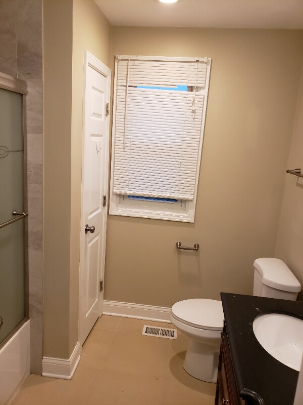 Building Photo - 2128 Rugen Rd